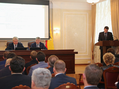 Александр Гусев провел планерное совещание