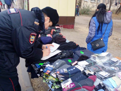 В районах Воронежа проводятся мероприятия по ликвидации несанкционированной торговли В районах Воронежа проводятся мероприятия по ликвидации несанкционированной торговли