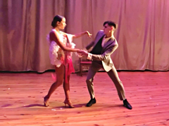 В Железнодорожном районе выбрали победителя районного конкурса молодоженов «Рай в шалаше»