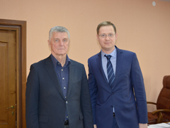 Почетного жителя Центрального района Валерия Карташова поздравили с юбилейным Днем рождения