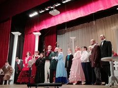 В Коминтерновском районе состоялась премьера комедии «Село Степанчиково и его обитатели»