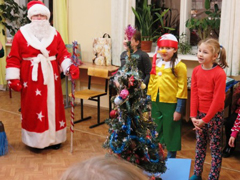 Как – раз под Новый Год…