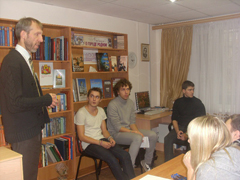 «Игры красноречия» или второе заседание клуба «Кофе с мудрецами» прошло в библиотеке №26 