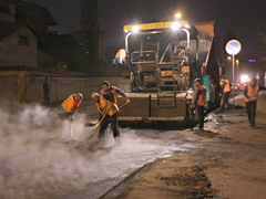 В районах города ведется ремонт дорог