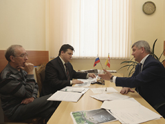 Глава Воронежа Александр Гусев провел прием по личным вопросам