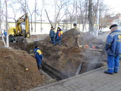 В Левобережном районе завершена ликвидация утечки на тепломагистрали (обновлено)