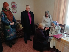 В Коминтерновском районе поздравили со 100-летним юбилеем долгожительницу В Коминтерновском районе поздравили со 100-летним юбилеем долгожительницу