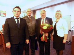 В Коминтерновском районе поздравили Героя социалистического труда В Коминтерновском районе поздравили Героя социалистического труда