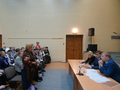 В Коминтерновском районе борются с самовольным захватом земли