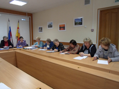 В управе Центрального района рассмотрели итоги работы управляющих компаний за 2015 год