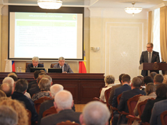 Глава города провёл еженедельное планёрное совещание