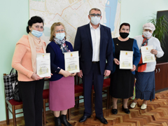 В Ленинском районе отметили лидеров общественного самоуправления