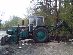 В Коминтерновском районе продолжается уборка в рамках осеннего месячника по благоустройству