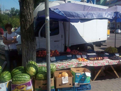 В районах города продолжается борьба с несанкционированной торговлей В районах города продолжается борьба с несанкционированной торговлей