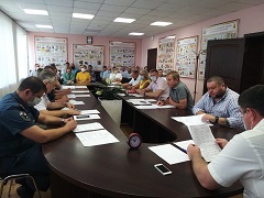 В управе Советского района обсудили вопросы предупреждения и ликвидации чрезвычайных ситуаций и обеспечения пожарной безопасности В управе Советского района обсудили вопросы предупреждения и ликвидации чрезвычайных ситуаций и обеспечения пожарной безопасности