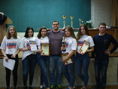 В Коминтерновском районе школьники постигали азы армейской жизни