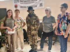 Жители Ленинского района продолжают оказывать поддержку участникам специальной военной операции