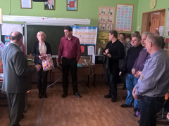 В Левобережном районе прошли показательные занятия по развертыванию пункта ПВР на базе гимназии № 5