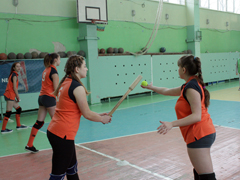 В Ленинском районе прошли соревнования по лапте